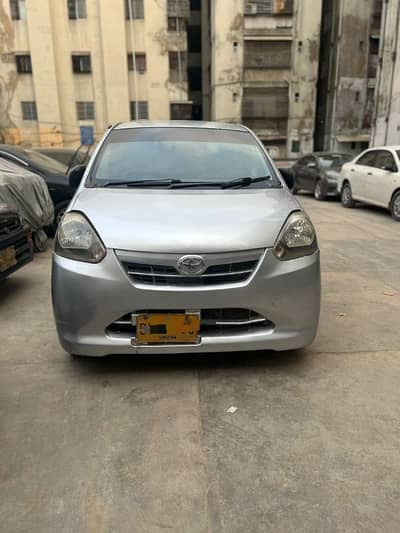 pick and drop service  for females Johar/safoora to DHA/Clifton