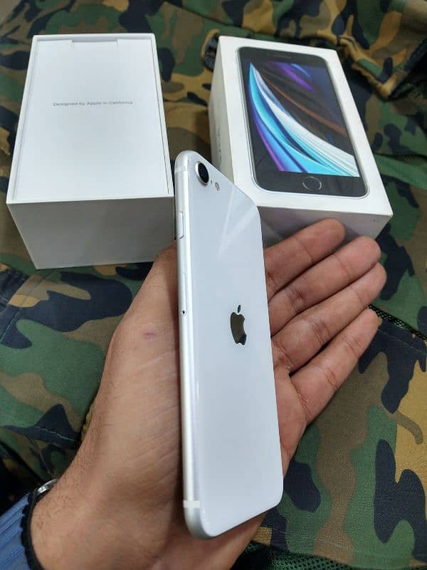 iphone SE 256gb pta approved 3