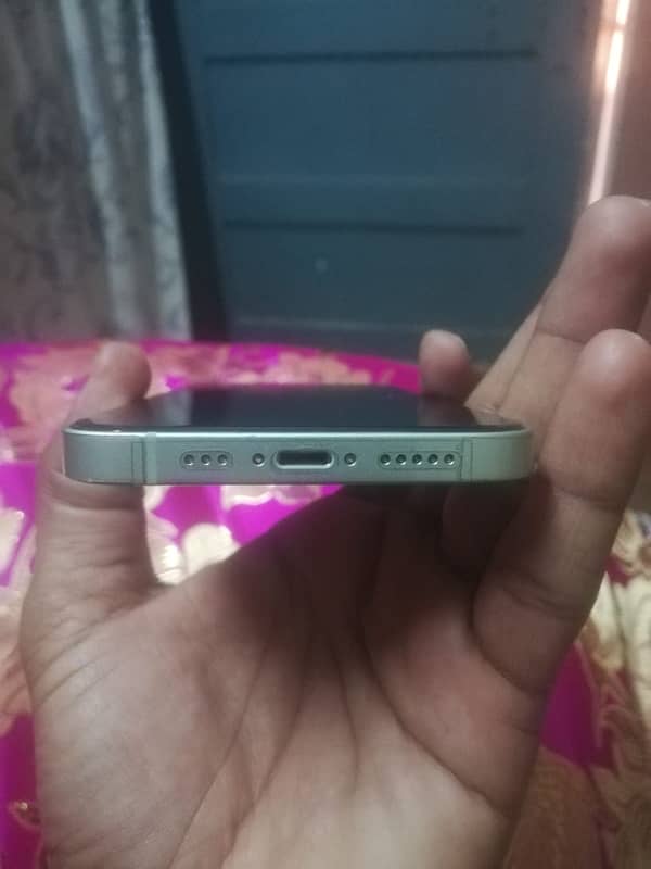 I am selling my iPhone 12 dual PTA approved 1