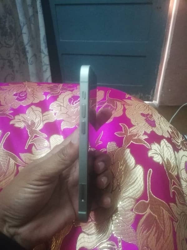 I am selling my iPhone 12 dual PTA approved 3