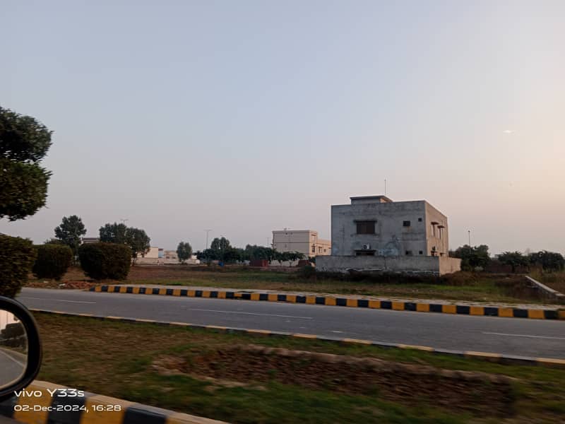 1 Kanal plot Available for sale in P block Lahore Motorway City 03064500789 9