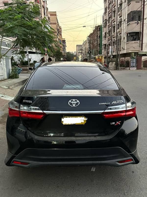 toyota corolla X 2