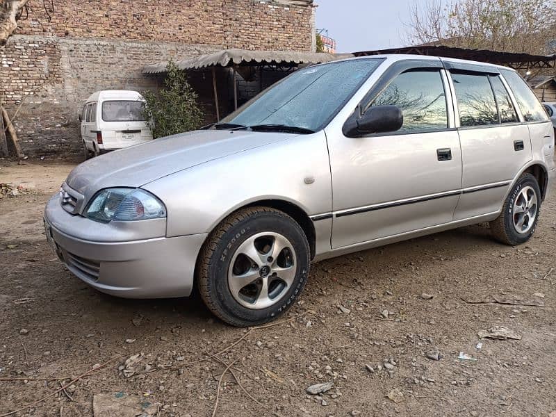 Suzuki Cultus VXR 2001 0