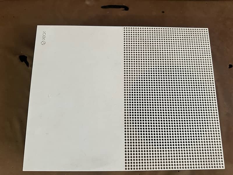 Xbox One S 500gb 3