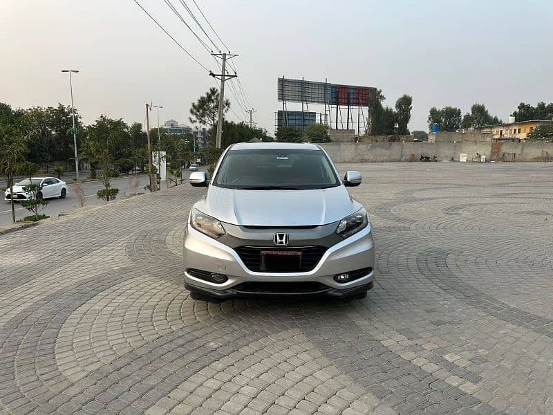 Honda Vezel 2014 XL best condition clean car 5