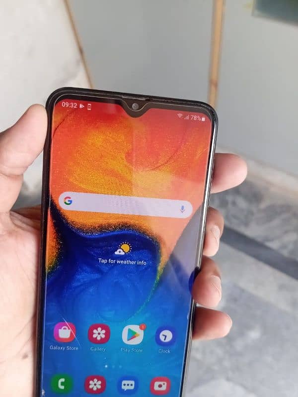 Samsung Galaxy A20 super Super AMOLED 1