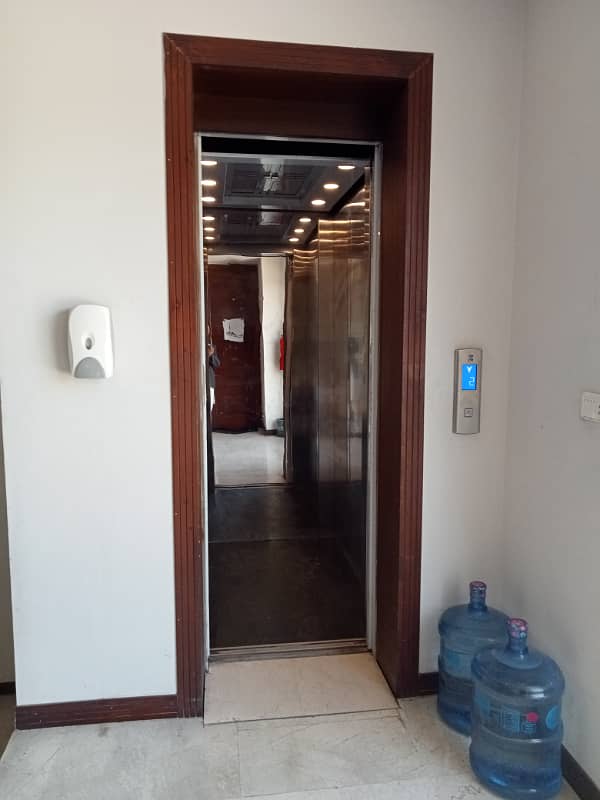 CANTT 4 KANAL BUILDING FOR RENT MM ALAM GULBERG AND GARDEN TOWN SHADMAN LAHORE 34