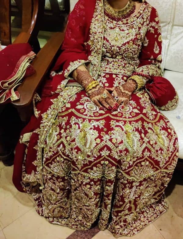 Lehnga For Sale on Discount Price on Urgent Basis 1