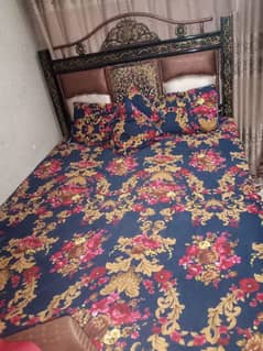 iron dubble bed for sale