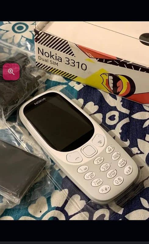 032370071 Nokia 3310 4G the most slimmest and durable Nokia phone 5