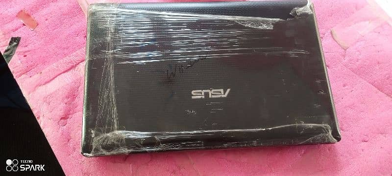 ASUS laptop 0