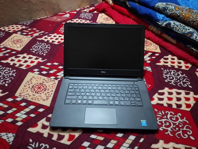 Dell Laptop i3 5th generation 8gb ram 128gb ssd 5