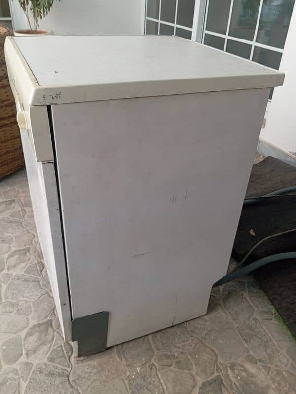 zanussi dish washer 3