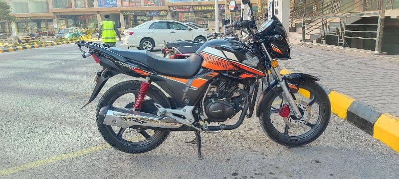 Honda  CB 150F ( Model 22/23 ) good condition 4