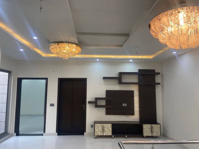 10 Marla lower& uper portion for rent in pak arab socity 9