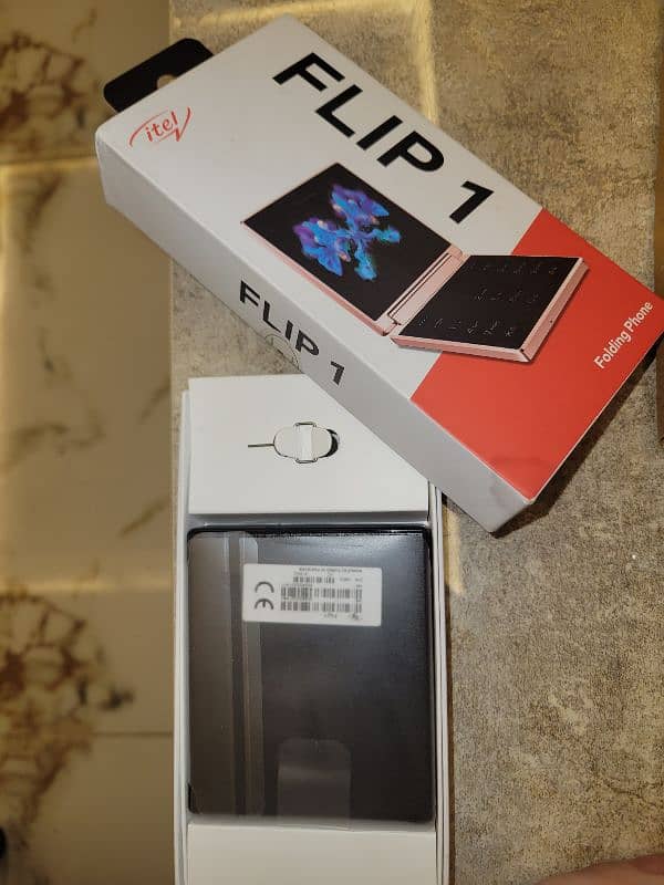 itel flip 1 keyboard phone 0