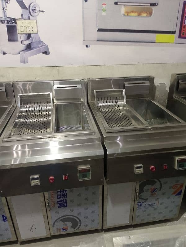 16 litter with sizling deep fryer blower pizza oven dough mixer table 5