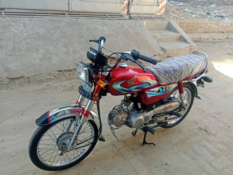 Honda CD 70 motorcycle for sale model 2024 03456561380//03057210160 16