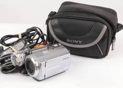 Sony DCR-SR40 With 30GB Hard Disk Drive Handycam with 20x Optical Zoom