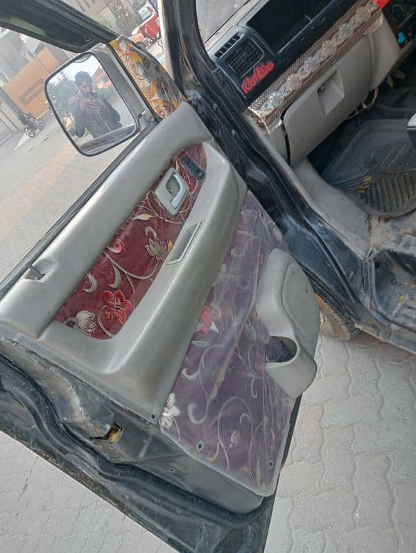 APV Suzuki Model 2006 AC on he engine be bilkul ok he 5