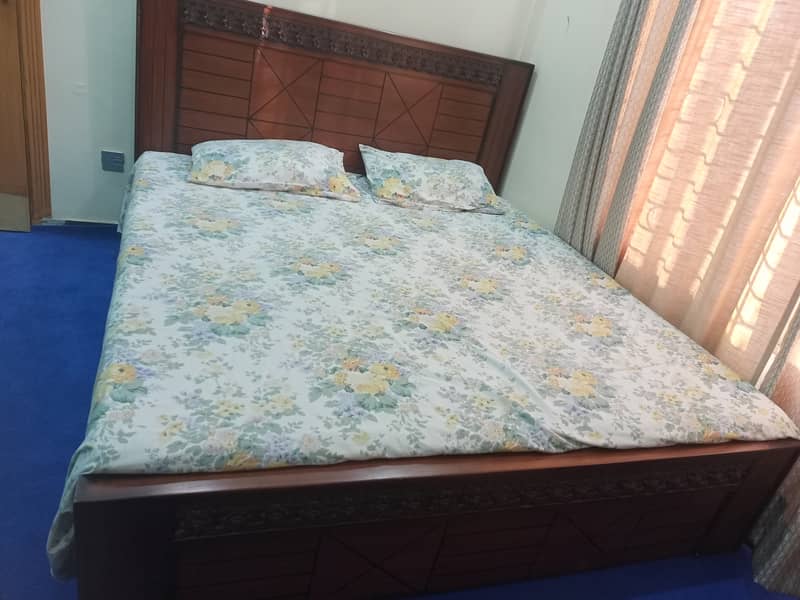 Double Bed & Matrices 7