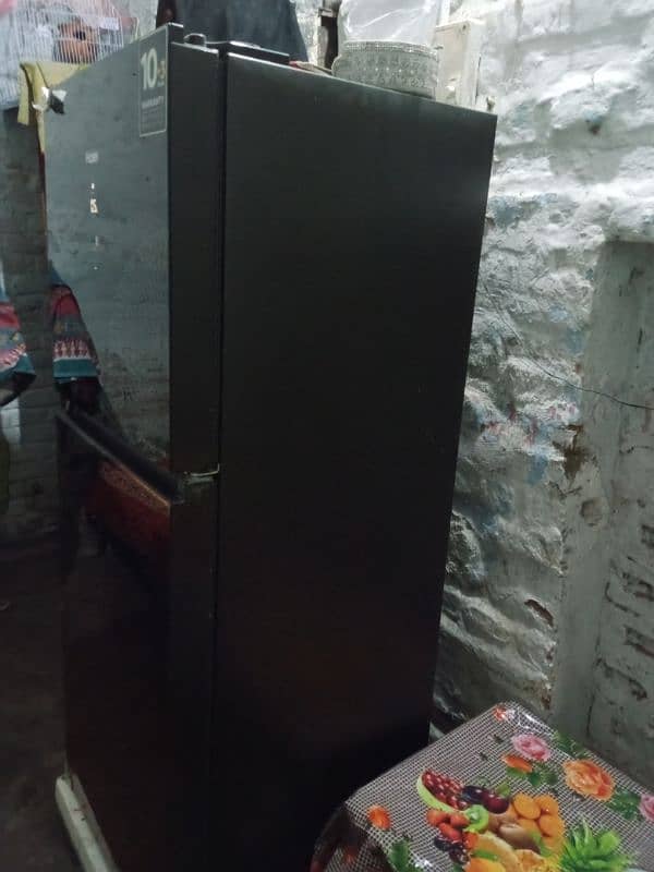 Haier Fridge new condition 6 month used 2