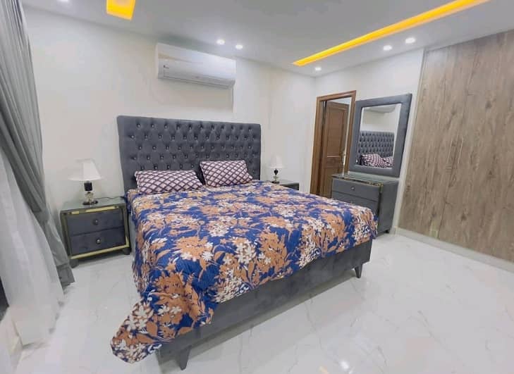 360 Square Feet Flat For rent Available In Bahria Town 2