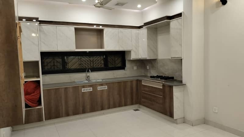 Upper Portion Of 7 Marla For rent In Jubilee Town - Block F 8