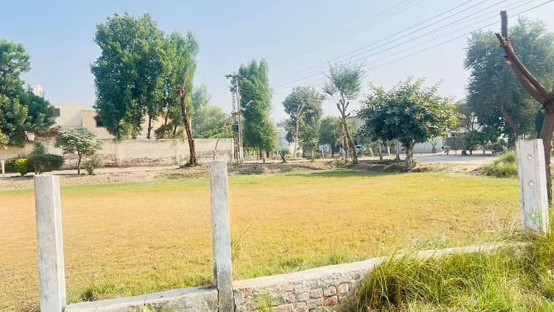 13.25 Marla Park Facing House For Sale Businessmen Colony Ryk 2