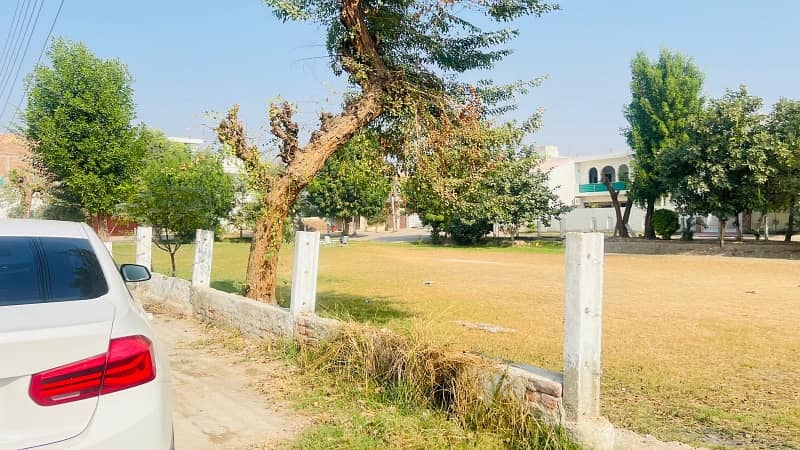 13.25 Marla Park Facing House For Sale Businessmen Colony Ryk 9