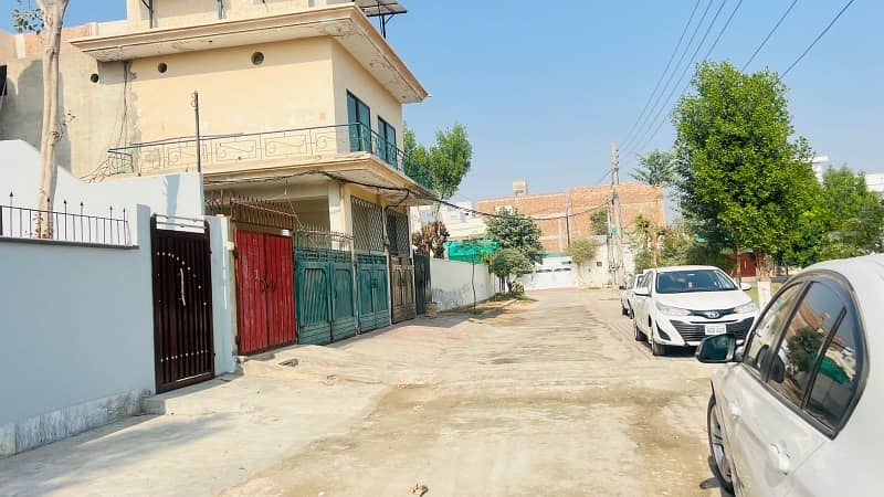 13.25 Marla Park Facing House For Sale Businessmen Colony Ryk 39