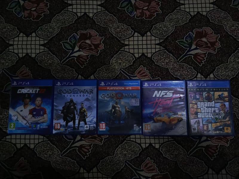 PS4 games slightly used 9