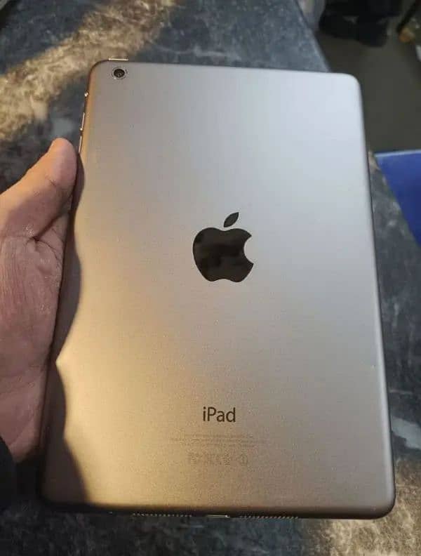 iPad mini 2 16gb 0