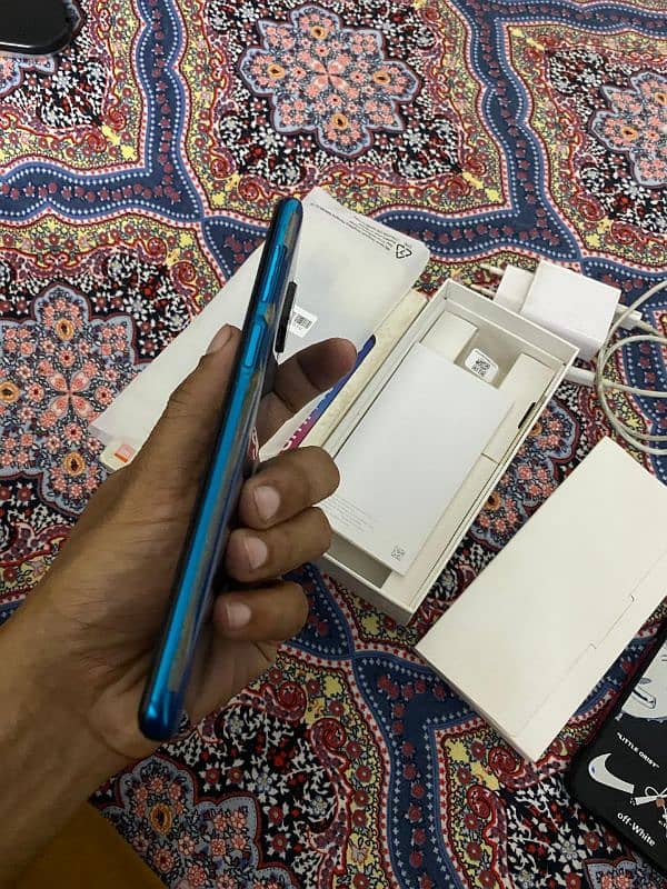 redmi note 9s 6+2/128 gb 4