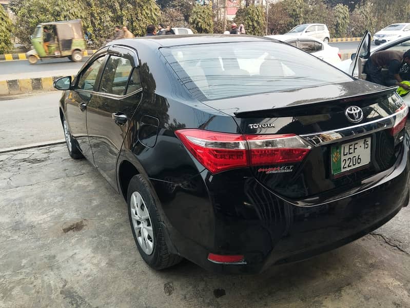 Toyota Corolla GLI 1.3 2015 13