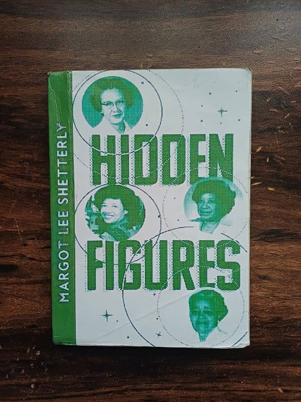 "Hidden Figures" - Margot Lee Shetterly 0