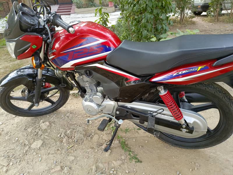 Honda CB 125F 2023 2