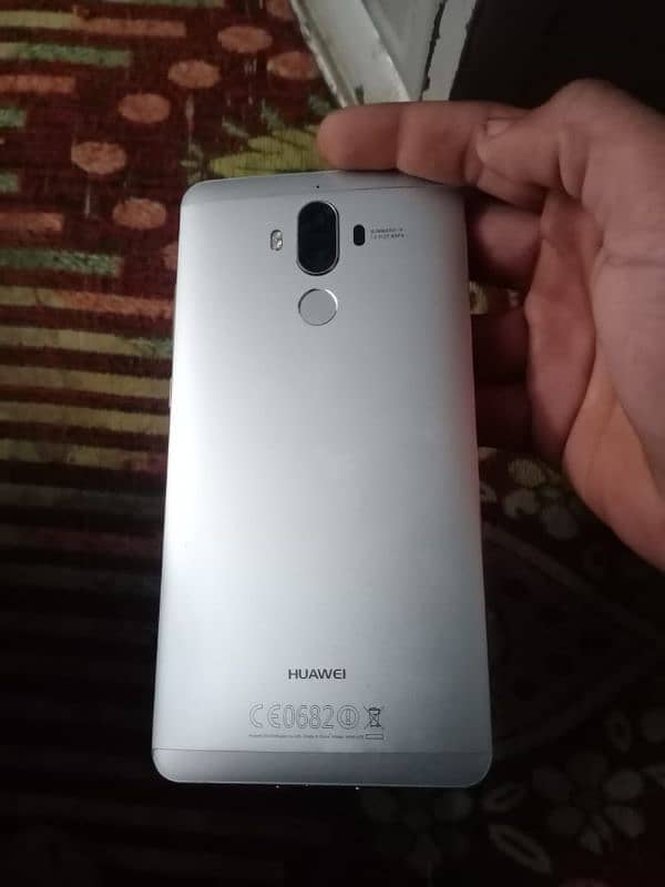 Huawei Mate 9 0