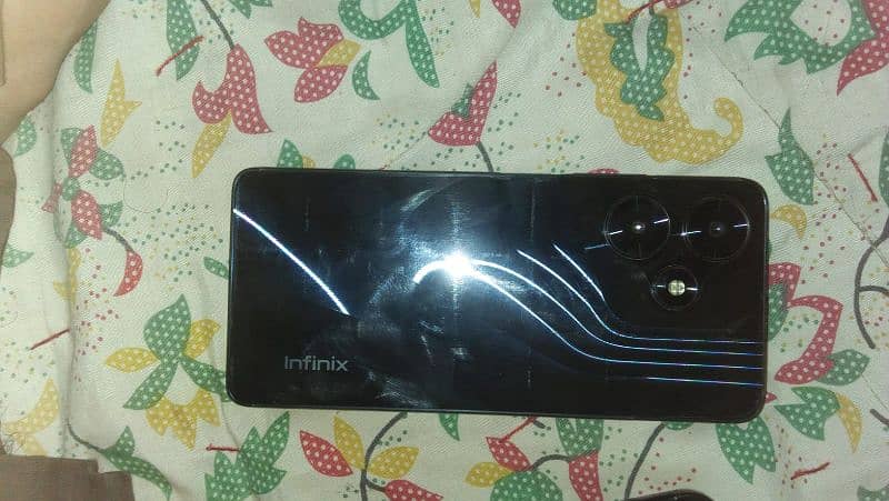 Infinix Hot 30 1