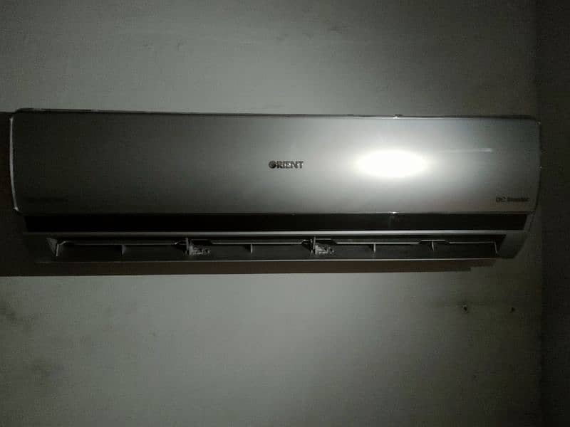 Orient 1.5 ton inverter heat and cool 1