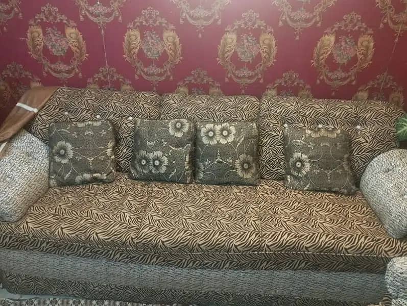 urgent sale Sofa Set / 5 Seater Sofa / Luxury Sofa 0301-00-23-598 0