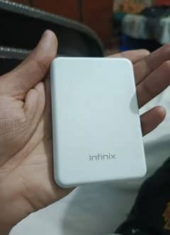 Power bank bilkul new hai use bhe nahi ki Infinix ki original hai