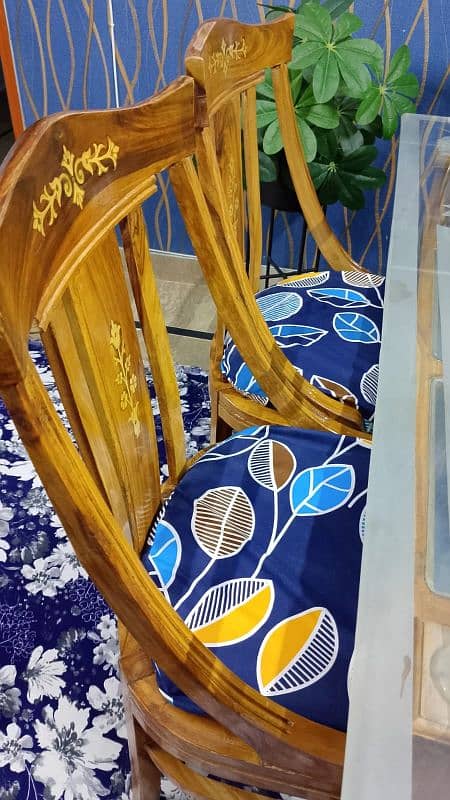 Dining Set for Sale: 6 Chairs + Table – Excellent Condition 5