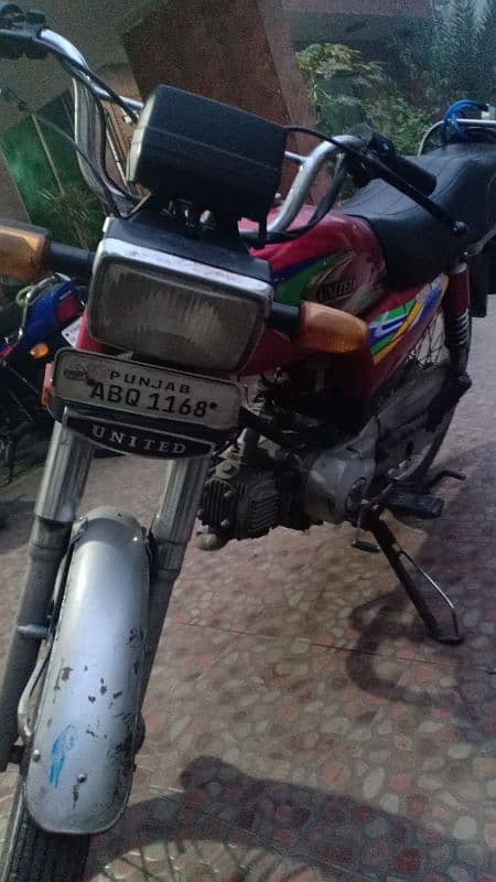 United 100 CC Honda 1