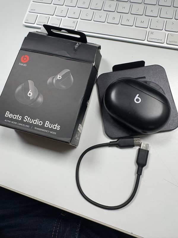 Beats Studio Buds 1