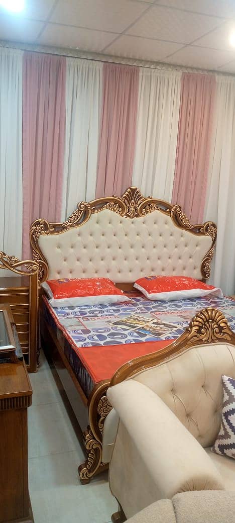 Double bed set/king size bed set/ sheesham wood bed set/complete set. 13