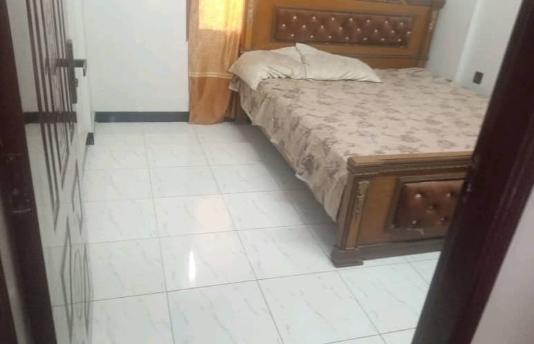 Prime Location In Federal B Area - Block 8 Of Karachi, A 1300 Square Feet Flat Is Available 9