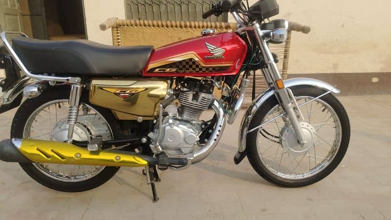 Cg125 speical edition Gold 2