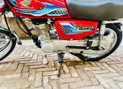 HONDA 125 2024 RED