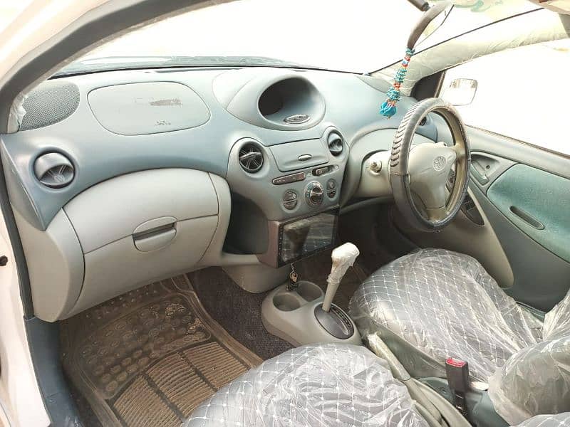 Toyota Vitz 1999 6